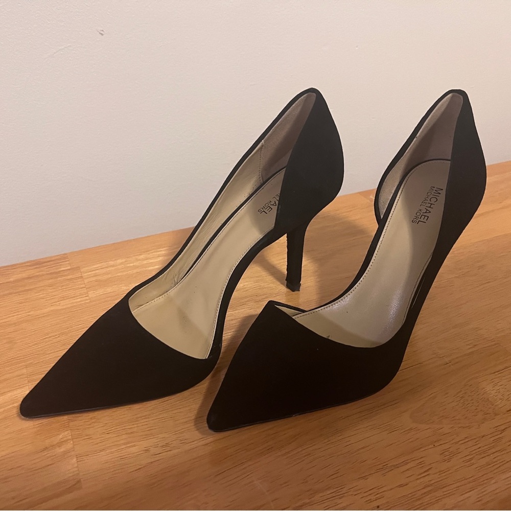 MICHAEL KORS Black Pumps